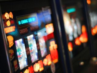 las vegas casinos, atlantic city gambling, vegas vs atlantic city, online betting trends, casino entertainment vegas, atlantic city online betting, vegas casino experience, atlantic city gaming trends, vegas vs atlantic city comparison, online sports betting trends