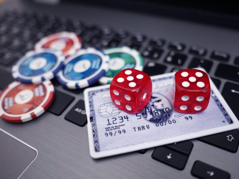 online gambling gameplay, gambling game types, online casino rules, casino game guide, sports betting strategies, poker rules online, slot machine tips, live dealer games, online betting regulations, best online gambling sites