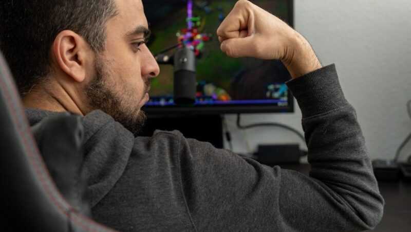 storytelling online game design, game storytelling techniques, immersive game storytelling, narrative design for games, interactive story development, video game storytelling strategies, storytelling for online games, game narrative mechanics, engaging story design games, online gaming narrative techniques